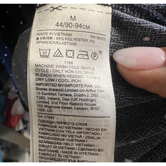 Banana Republic Polka Dot Wrap Peplum Blouse Jersey Stretch Size Medium Navy - Picture 10 of 10